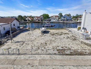 Beach Lot Sale Pending in Toms River, New Jersey