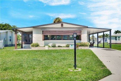 Beach Home For Sale in Fort Myers, Florida