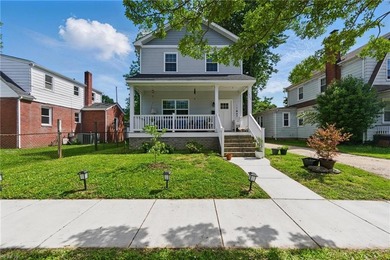 Beach Home For Sale in Portsmouth, Virginia