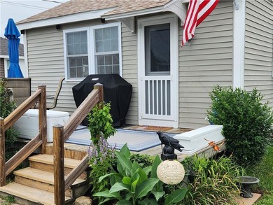 Beach Home For Sale in South Kingston, Rhode Island