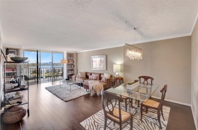 Beach Condo For Sale in Aventura, Florida