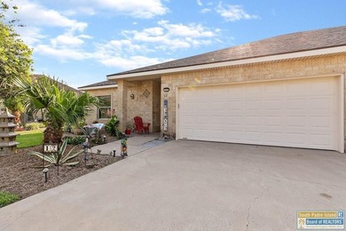 Beach Townhome/Townhouse For Sale in Laguna Vista, Texas