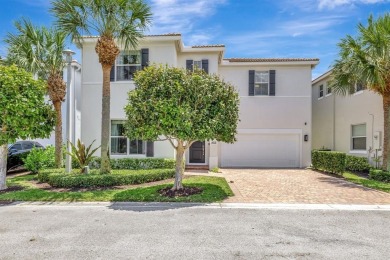 Beach Home For Sale in Boynton Beach, Florida