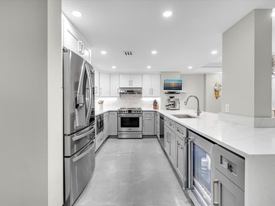 Beach Condo For Sale in Hillsboro Beach, Florida