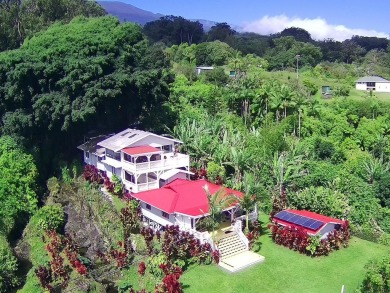 Beach Home For Sale in Hana, Hawaii