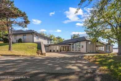 Beach Home For Sale in Staten Island, New York