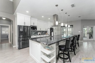 Beach Home For Sale in Laguna Vista, Texas