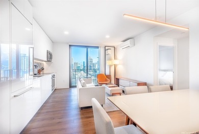 Beach Condo Sale Pending in Honolulu, Hawaii