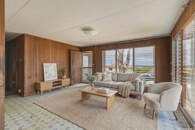 Beach Home For Sale in Aiea, Hawaii
