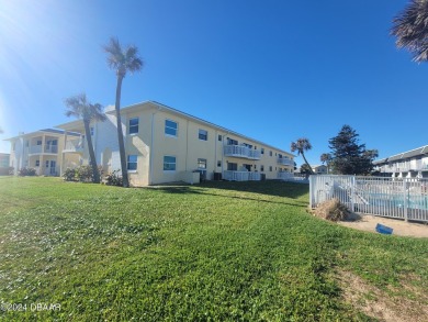 Beach Condo For Sale in Ormond Beach, Florida