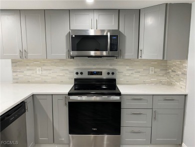 Beach Condo For Sale in Cape Coral, Florida