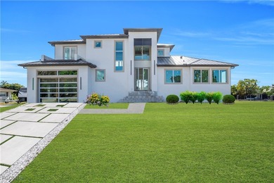 Beach Home For Sale in North Fort Myers, Florida