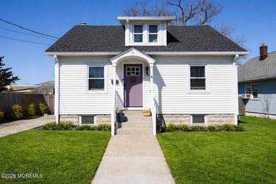 Beach Home For Sale in Red Bank, New Jersey