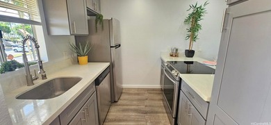 Beach Condo For Sale in Waipahu, Hawaii
