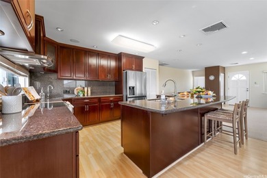 Beach Home For Sale in Honolulu, Hawaii