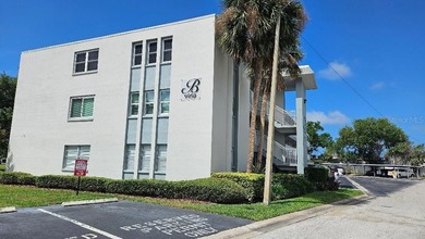 Beach Condo For Sale in St. Petersburg, Florida