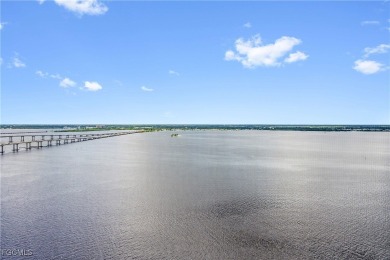 Beach Condo For Sale in Fort Myers, Florida