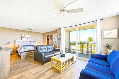 Beach Condo For Sale in Bonita Springs, Florida