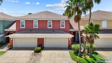 Beach Townhome/Townhouse For Sale in Laguna Vista, Texas