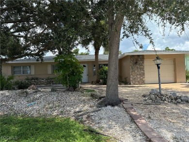 Beach Home For Sale in Rotonda West, Florida