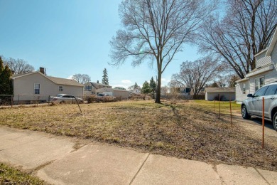 Beach Lot For Sale in Green Bay, Wisconsin