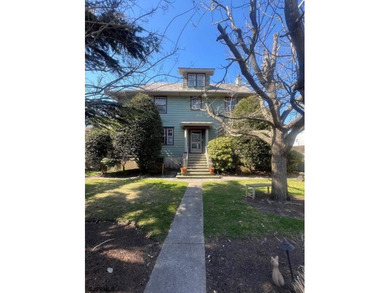 Beach Home Sale Pending in Margate, New Jersey