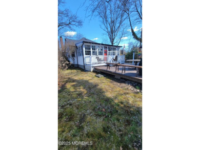 Beach Home Sale Pending in Brielle, New Jersey