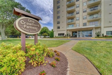 Beach Condo For Sale in Portsmouth, Virginia
