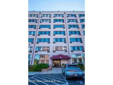 Beach Home Sale Pending in Staten Island, New York