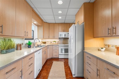 Beach Condo For Sale in Honolulu, Hawaii