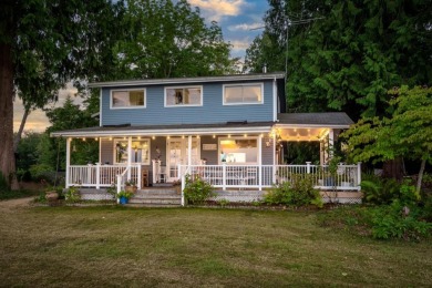 Beach Home For Sale in Kingston, Washington