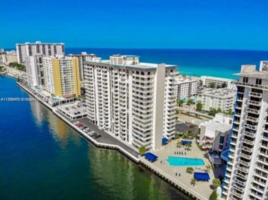 Beach Condo For Sale in Hollywood, Florida