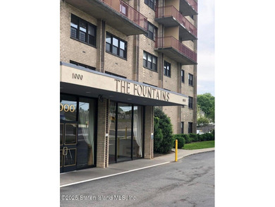 Beach Home For Sale in Staten Island, New York