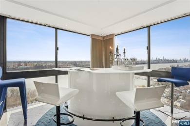 Beach Home For Sale in Fort Lee, New Jersey