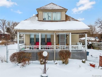 Beach Home Sale Pending in Detroit, Michigan