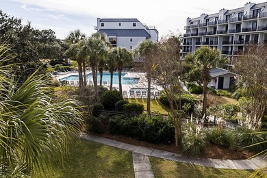 Beach Condo Active Under Contract in Isle of Palms, South Carolina