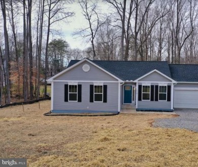 Beach Home For Sale in Montross, Virginia