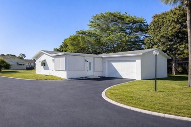 Beach Home For Sale in Deerfield Beach, Florida