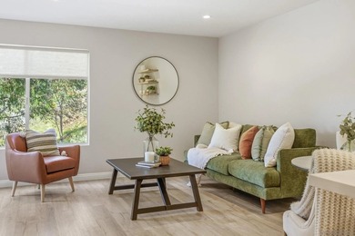 Beach Townhome/Townhouse For Sale in San Diego, California