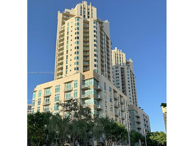 Beach Condo For Sale in Miami, Florida