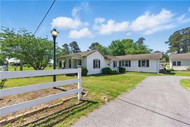 Beach Home For Sale in Suffolk, Virginia