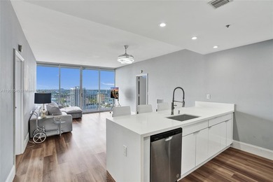Beach Condo For Sale in Miami Beach, Florida