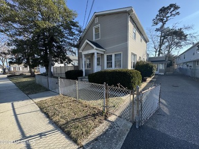 Beach Home For Sale in Ocean Gate, New Jersey