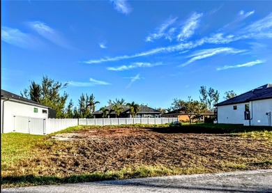 Beach Lot For Sale in Cape Coral, Florida