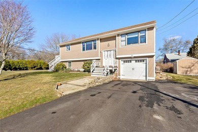 Beach Home For Sale in Narragansett, Rhode Island