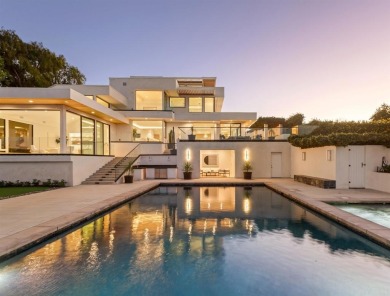 Beach Home For Sale in La Jolla, California