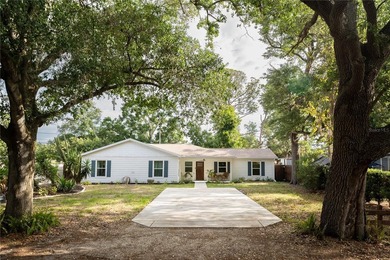 Beach Home For Sale in St. Petersburg, Florida