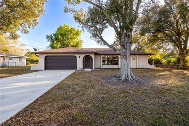 Beach Home For Sale in Fort Myers, Florida