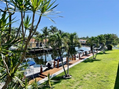 Beach Condo For Sale in Pompano Beach, Florida