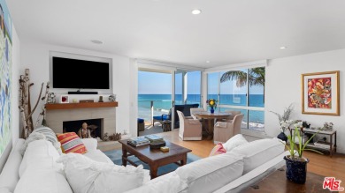 Beach Condo For Sale in Malibu, California